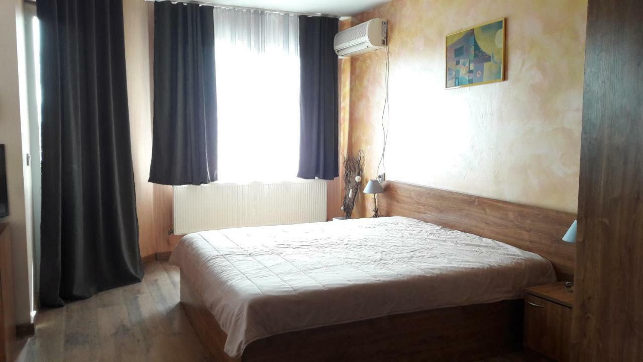 Rio Family Hotel Blagoevgrad Exterior foto